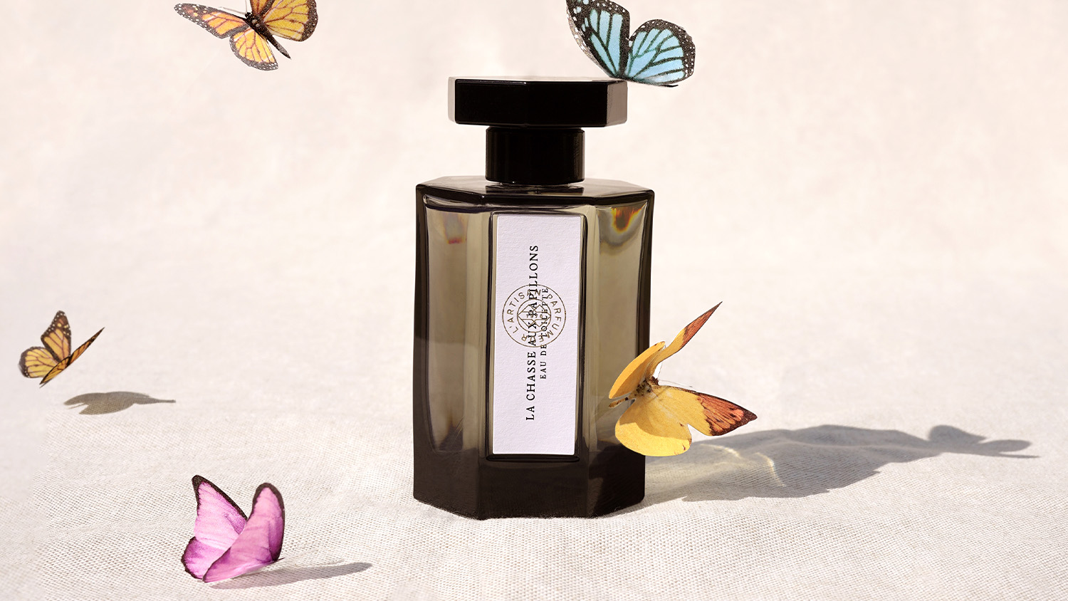 Projet photographie par Irène Saint-Louis inspiré de La Chasse aux Papillons de l'Artisan Parfumeur